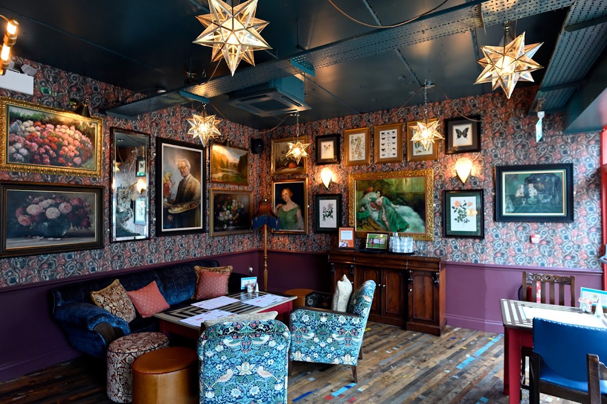 Vitello Lounge