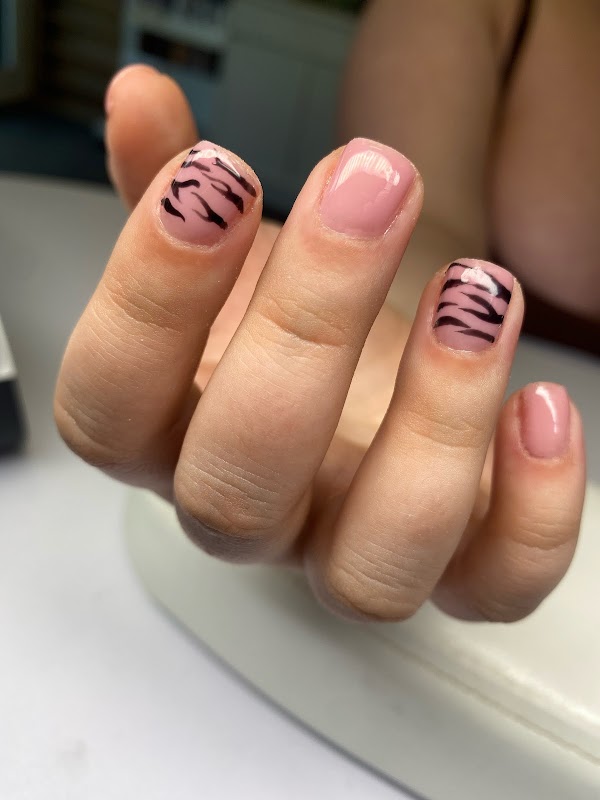 11:11 Nails And Beauty