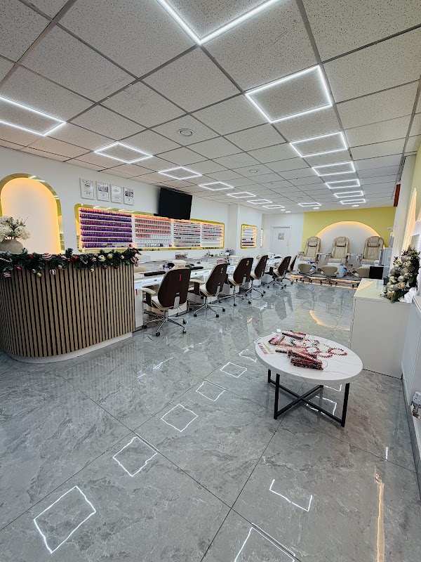 Bella Nails & Beauty