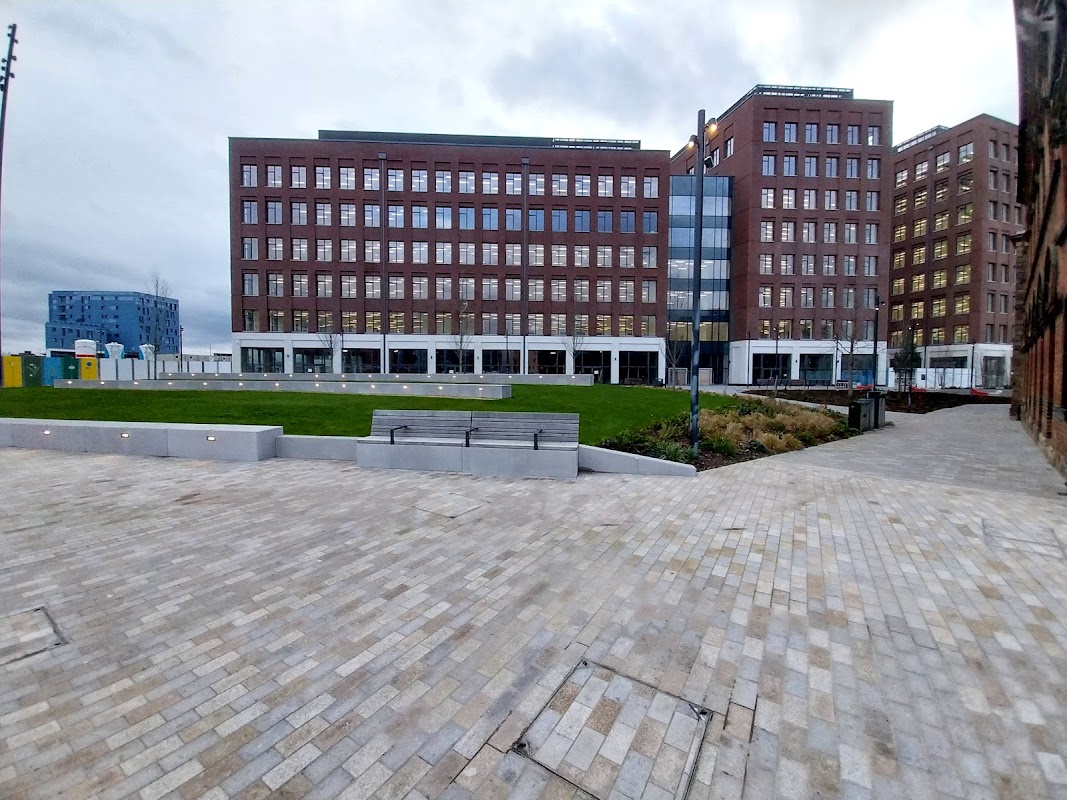 Leeds Dock Dog Park