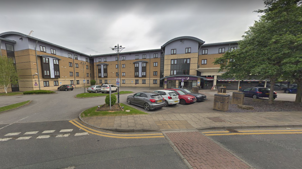 YourParkingSpace Premier Inn Leeds (Wellington Street) Car Park