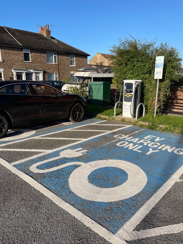 bp pulse Charging Station