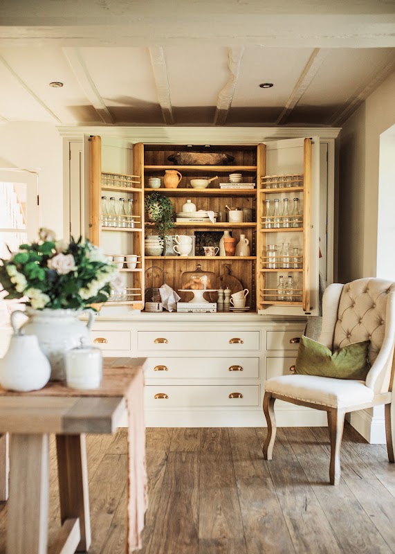 Wolds Furniture Company