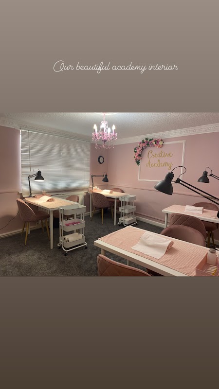 Creative Nails , Beauty and Training Academy