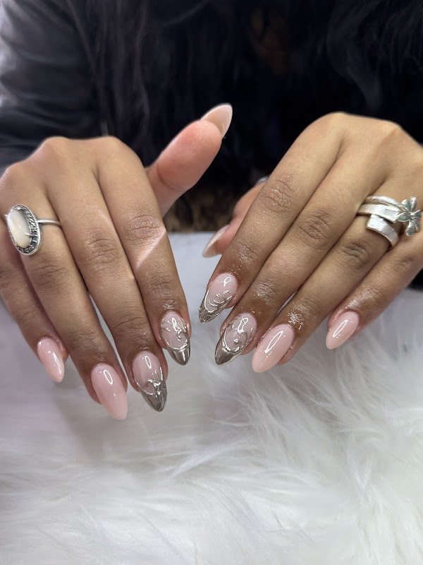 Hollywood Nail Bar