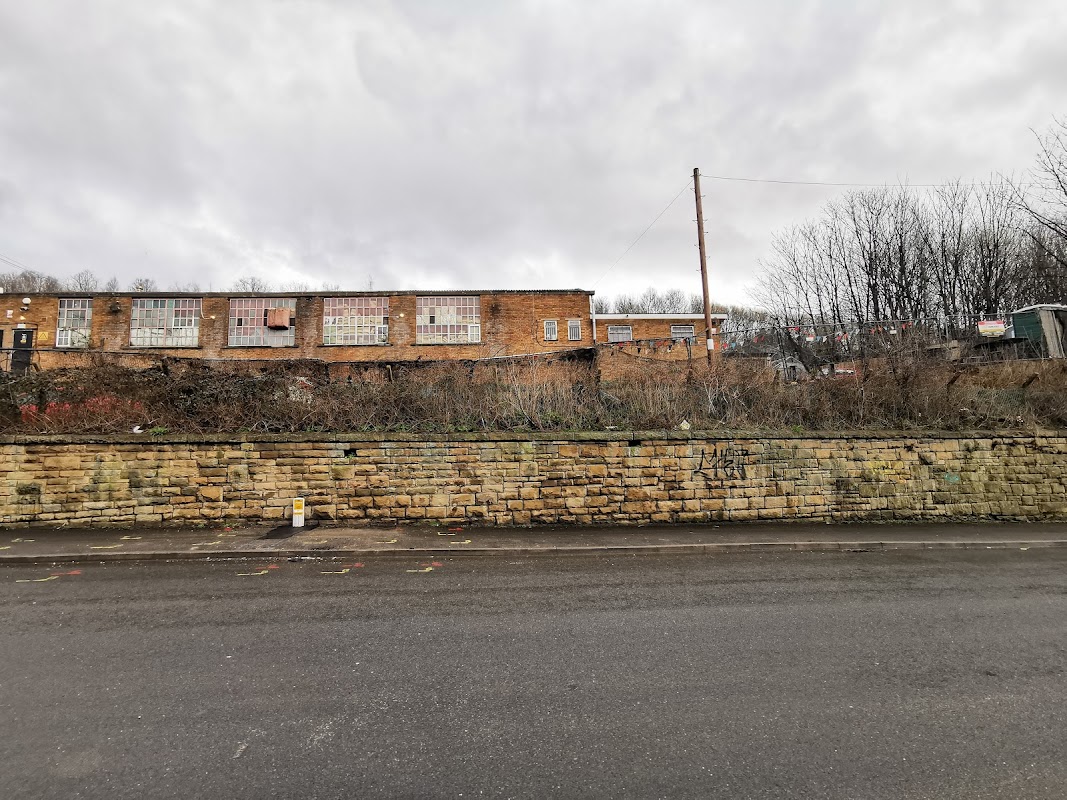 Site of Neepsend rะฐัlwะฐั stะฐtัะพn - Historic Site in neepsend