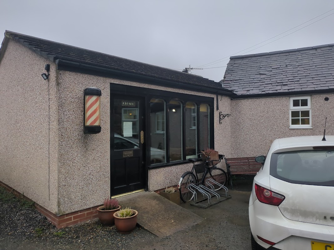 Dikoβs Barbers - Barbers in northallerton