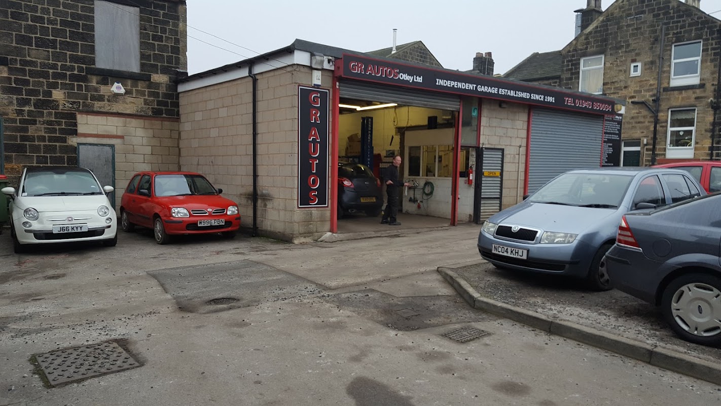 G R Autos body shop
