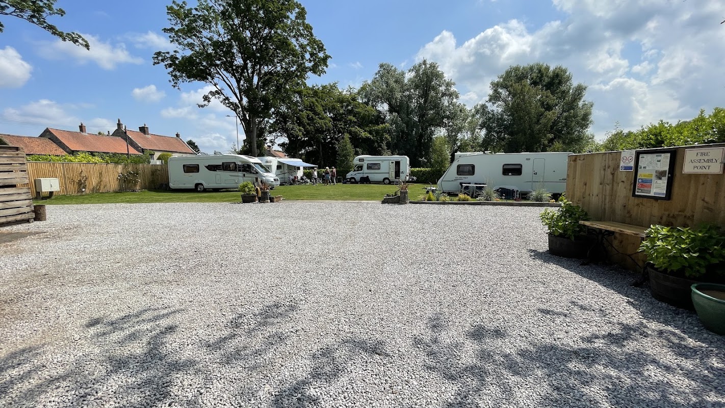 Lakeside Caravan Park