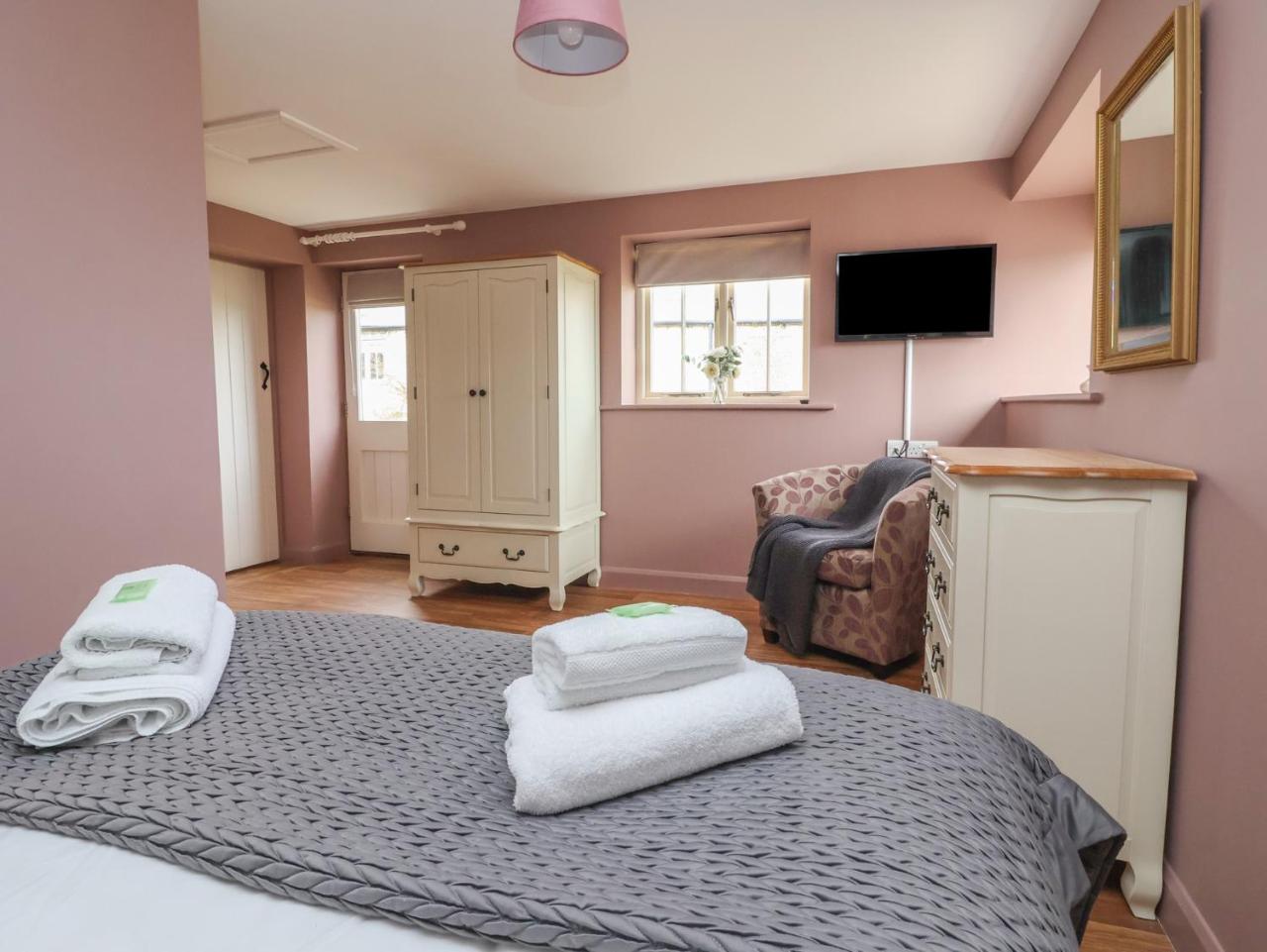 The Cottage — photo 2