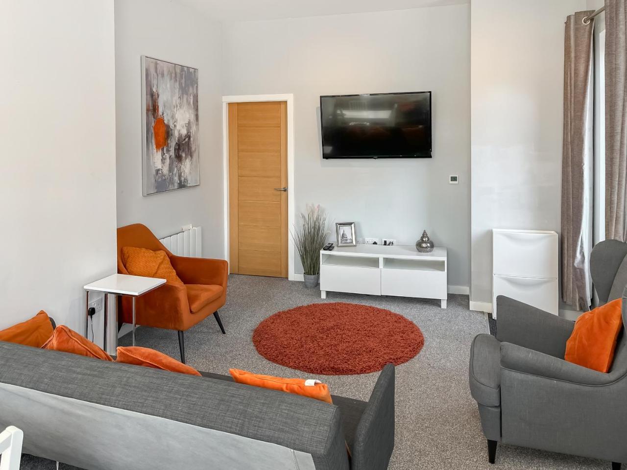 Halo Apartment — photo 2
