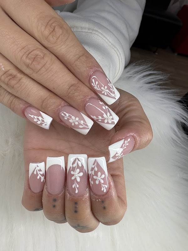 Magic Nails