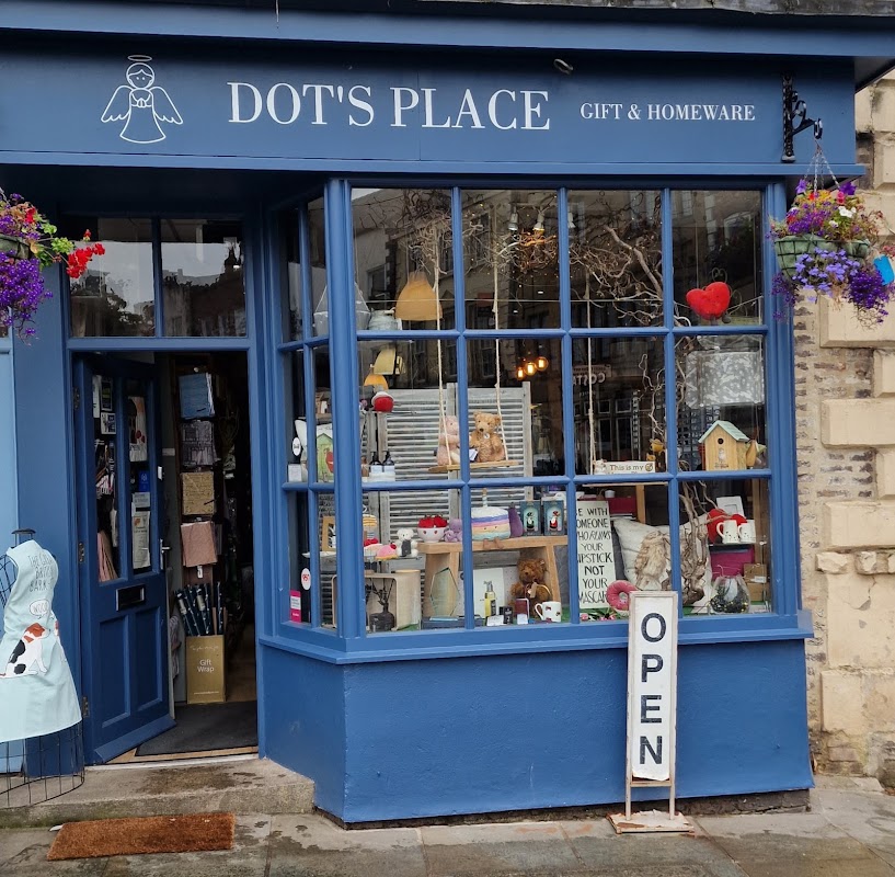 Dot's Place