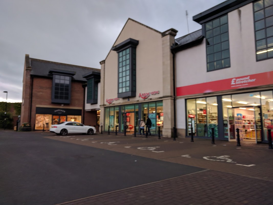 Poundstretcher