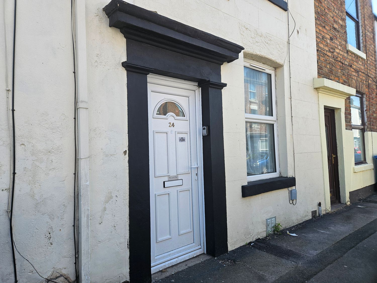 24 Trafalgar Road — photo 2
