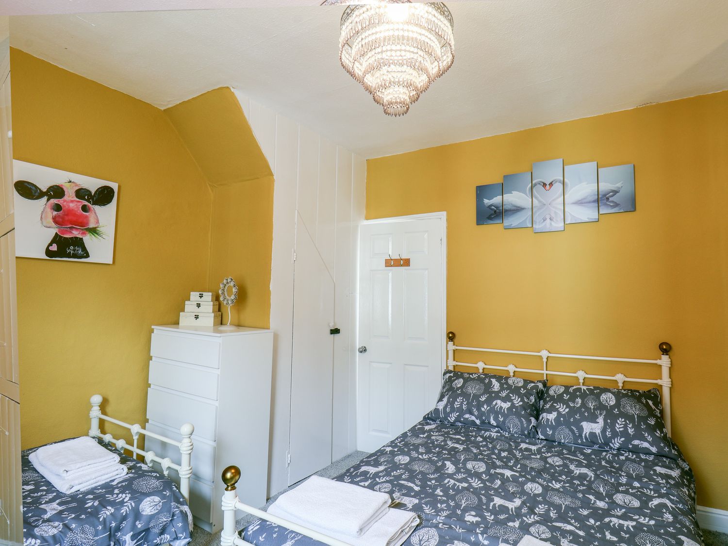 24 Trafalgar Road — photo 8