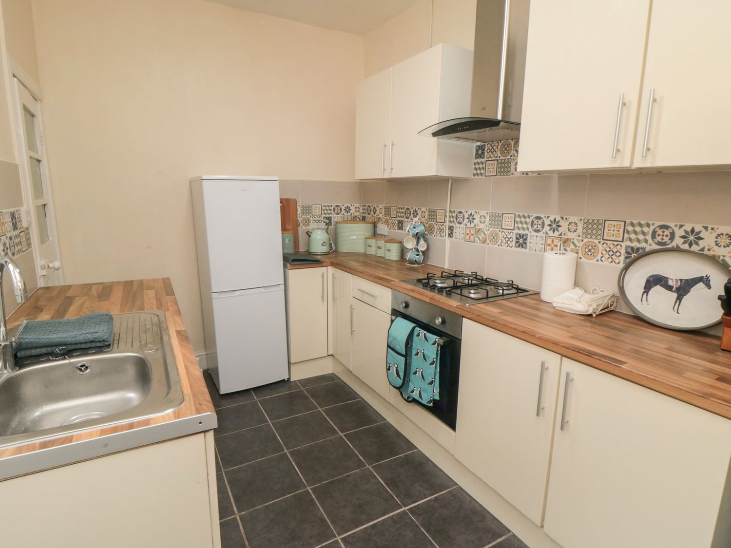Dickie Hoy's Cottage — photo 5