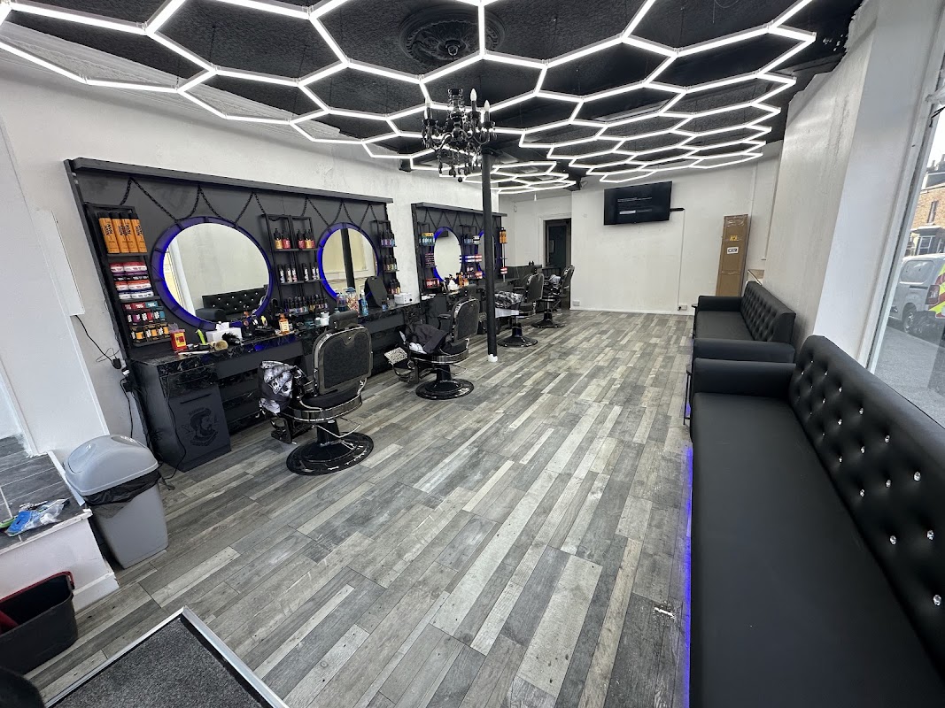 Mo’s barber shop