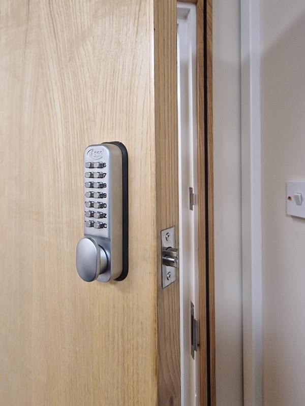 Lock & Key Selby