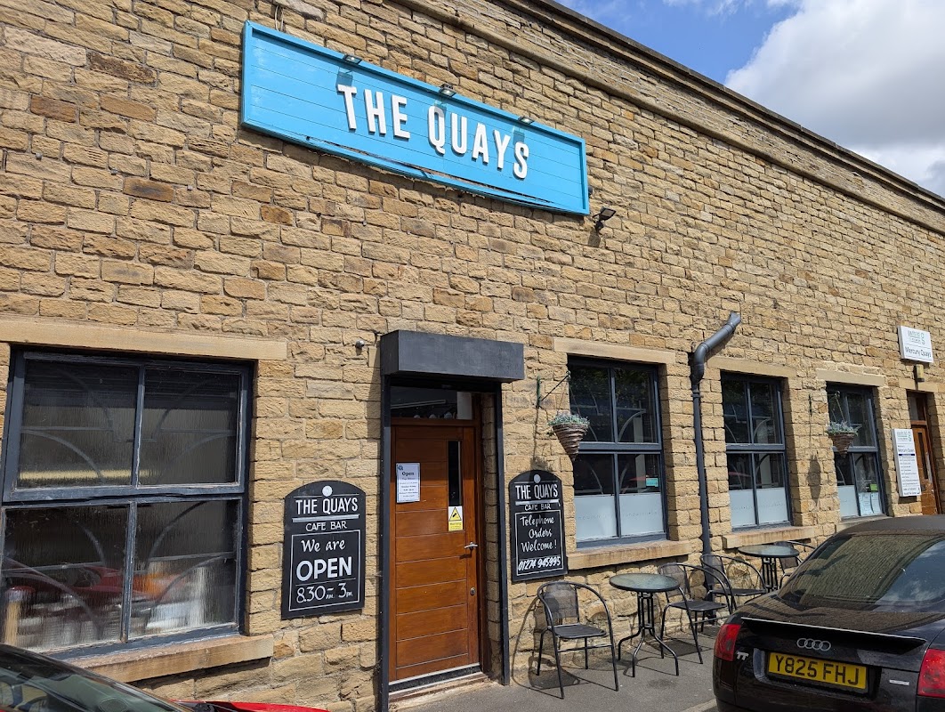 The Quays Cafe Bar