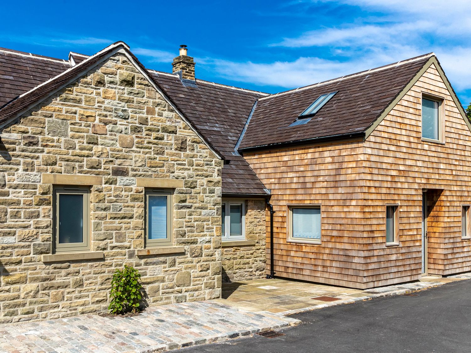 2 The Croft — photo 2