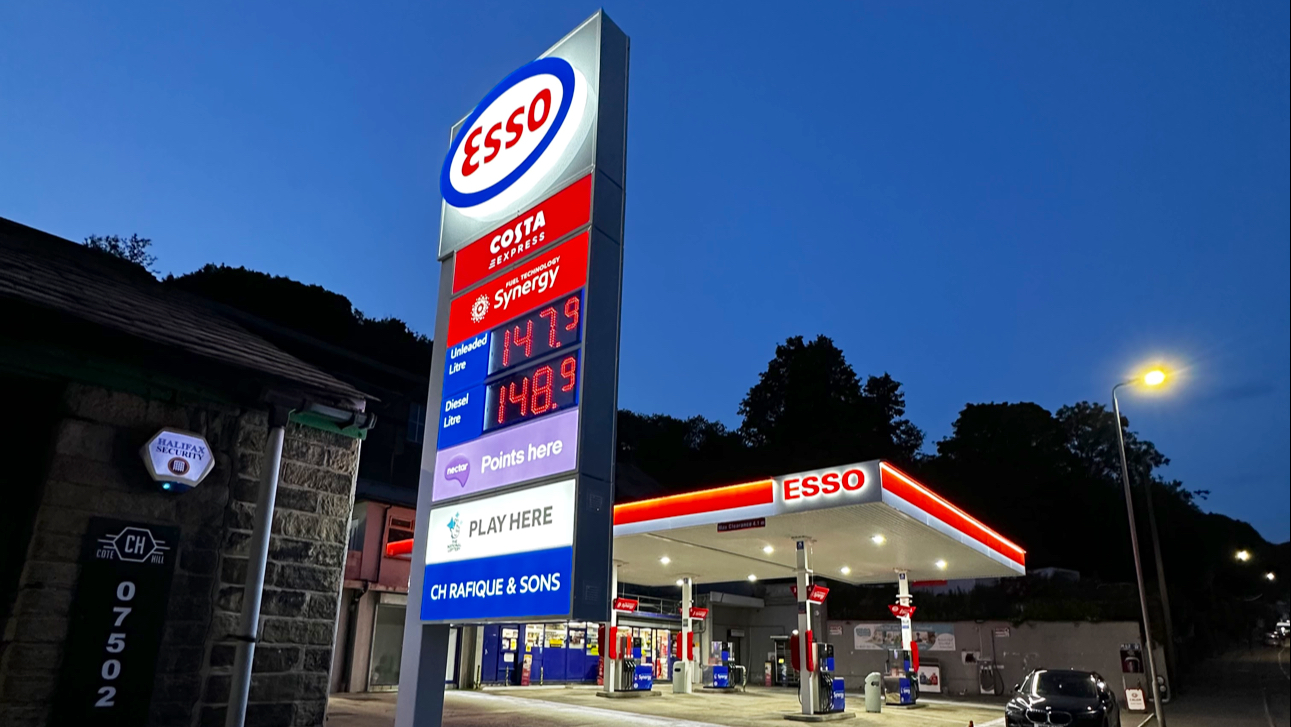 Cote Hill Filling Station