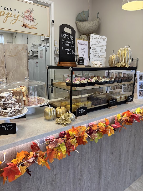Cakes by Poppy Elcoate