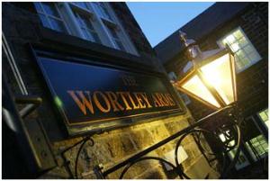 Pub The Wortley Arms in deepcar