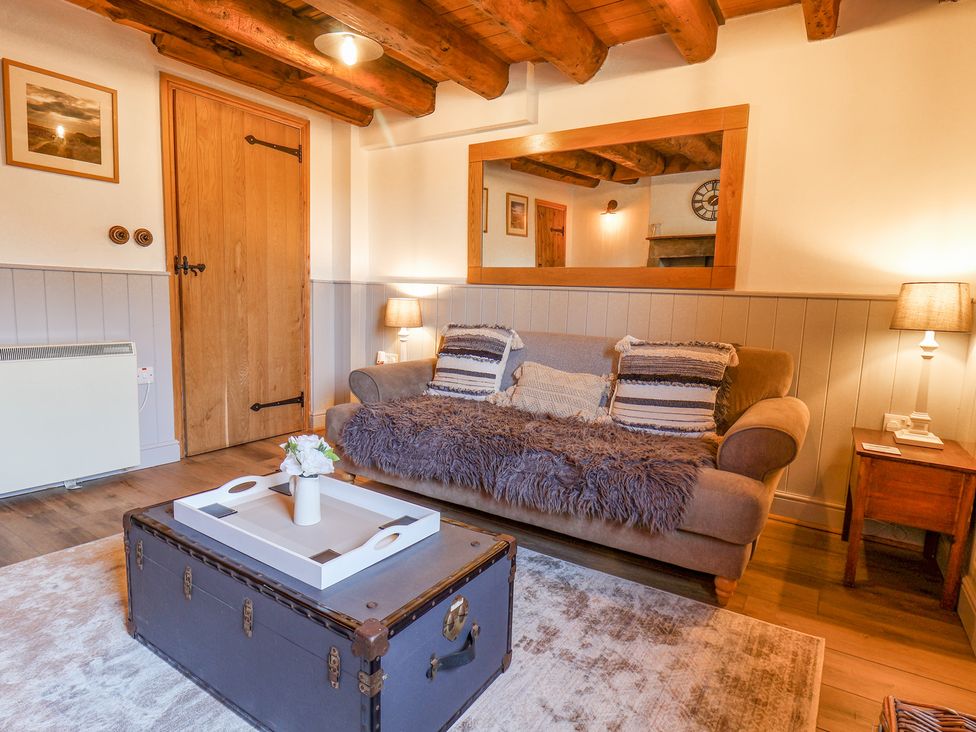 Esme's Cottage — photo 3