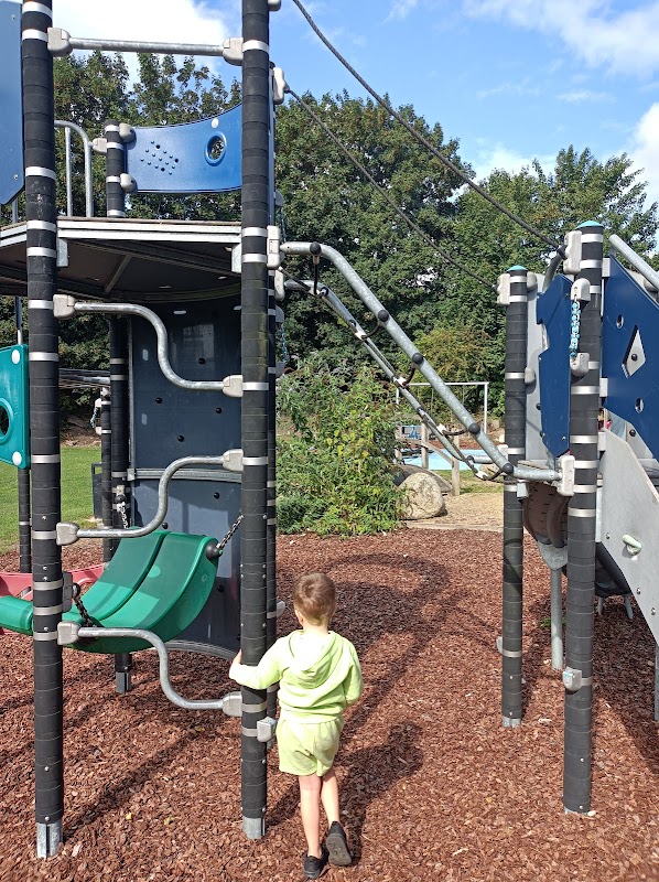 Bottom Boat Playground