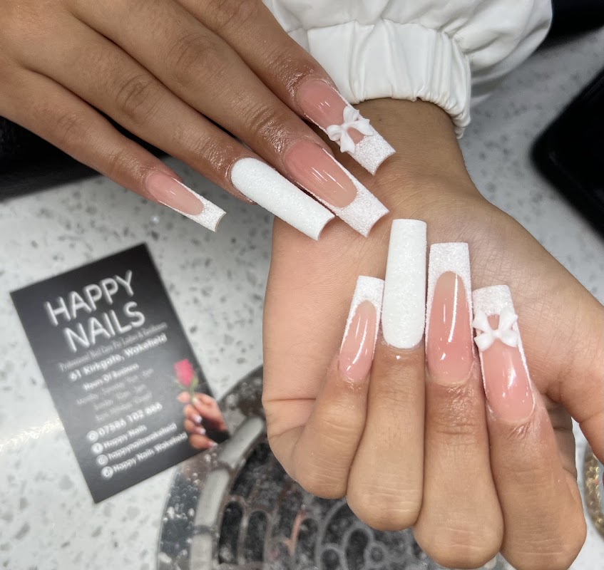 Happy Nails