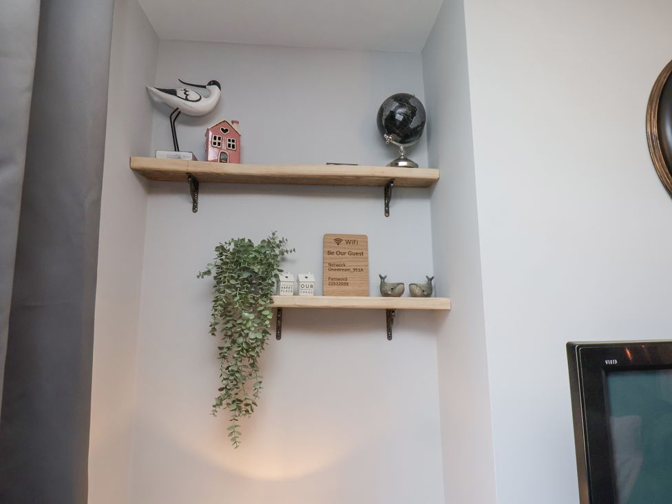Dry Dock Cottage — photo 9