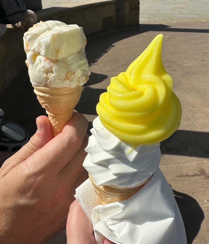 Trillos Ice cream kiosk