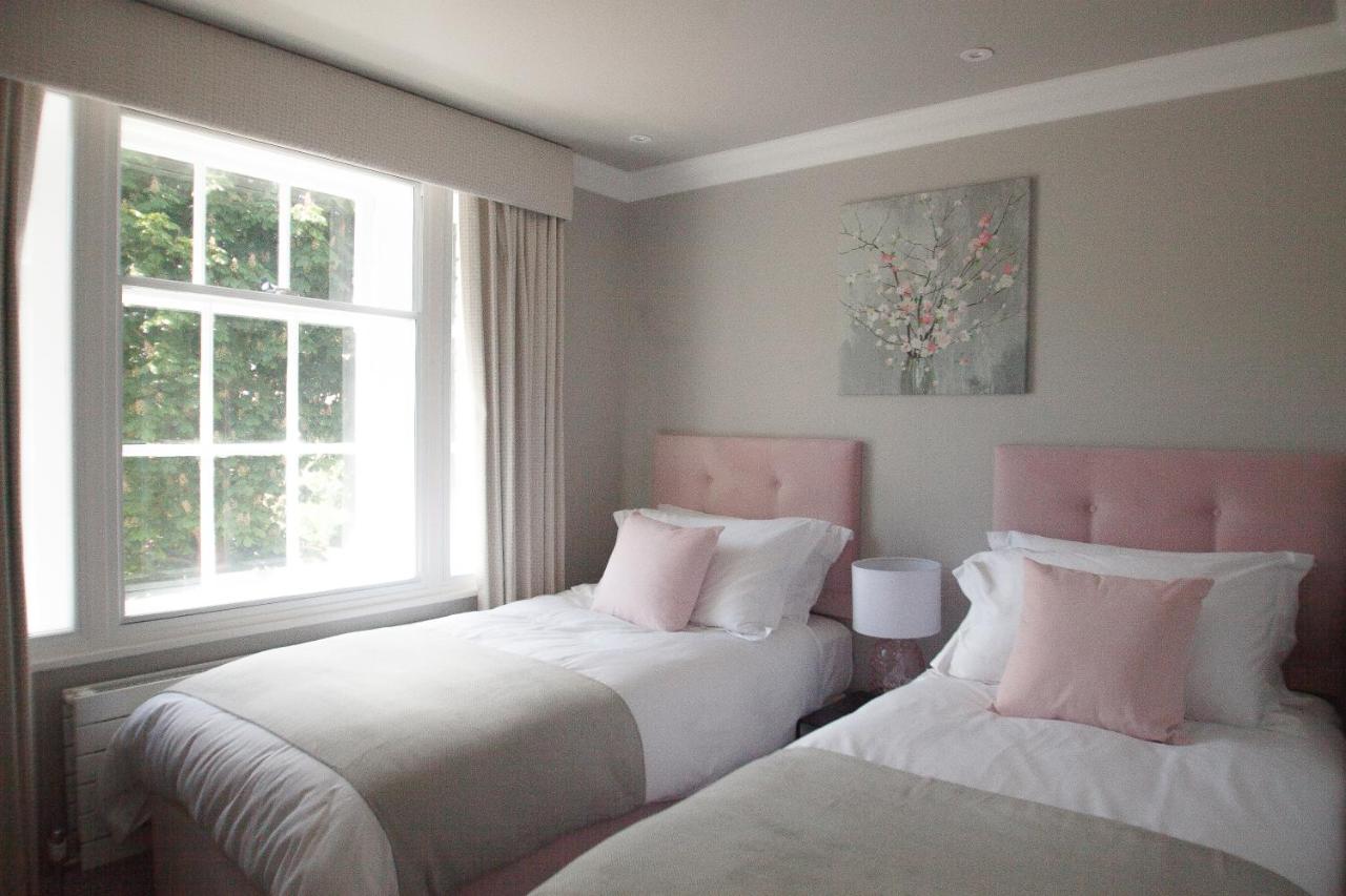 10 Bootham House - luxury city centre apartment with free parking for one car — photo 7