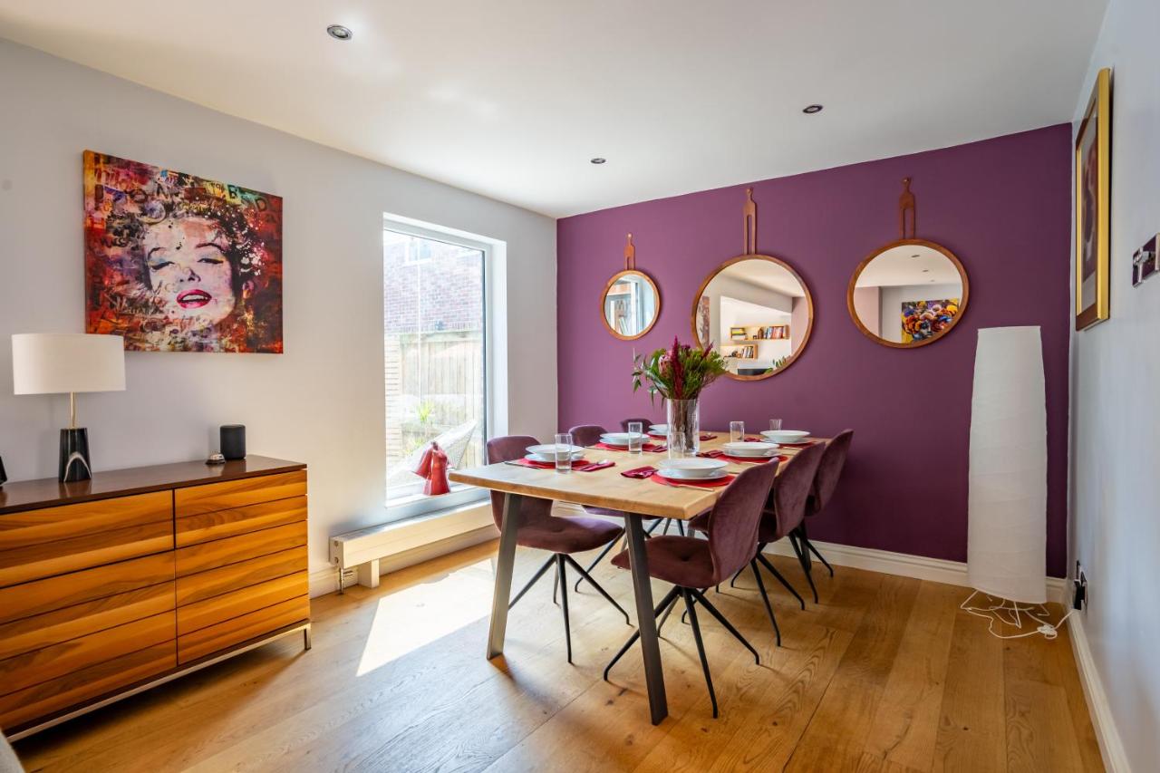 16 Hunt Court — photo 2