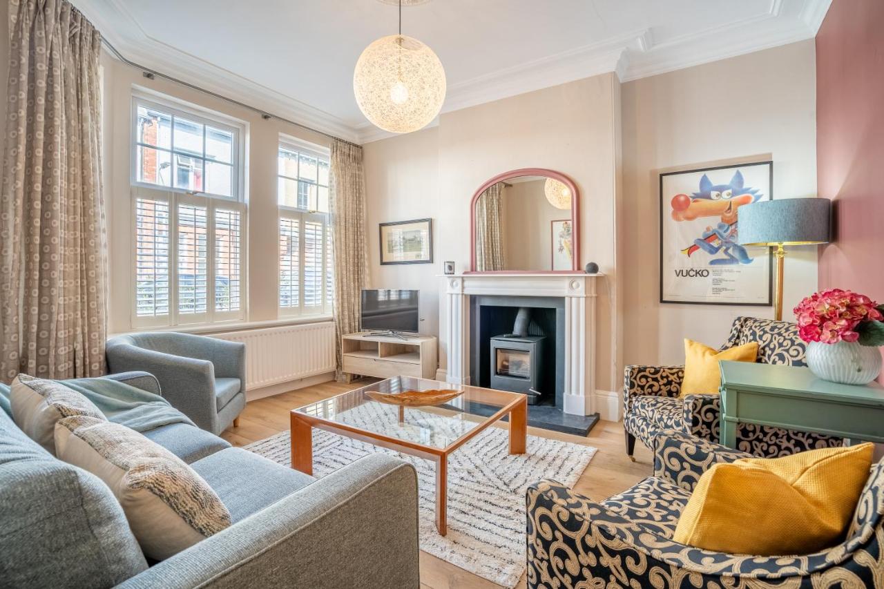 28 Queen Anne's Road — photo 5