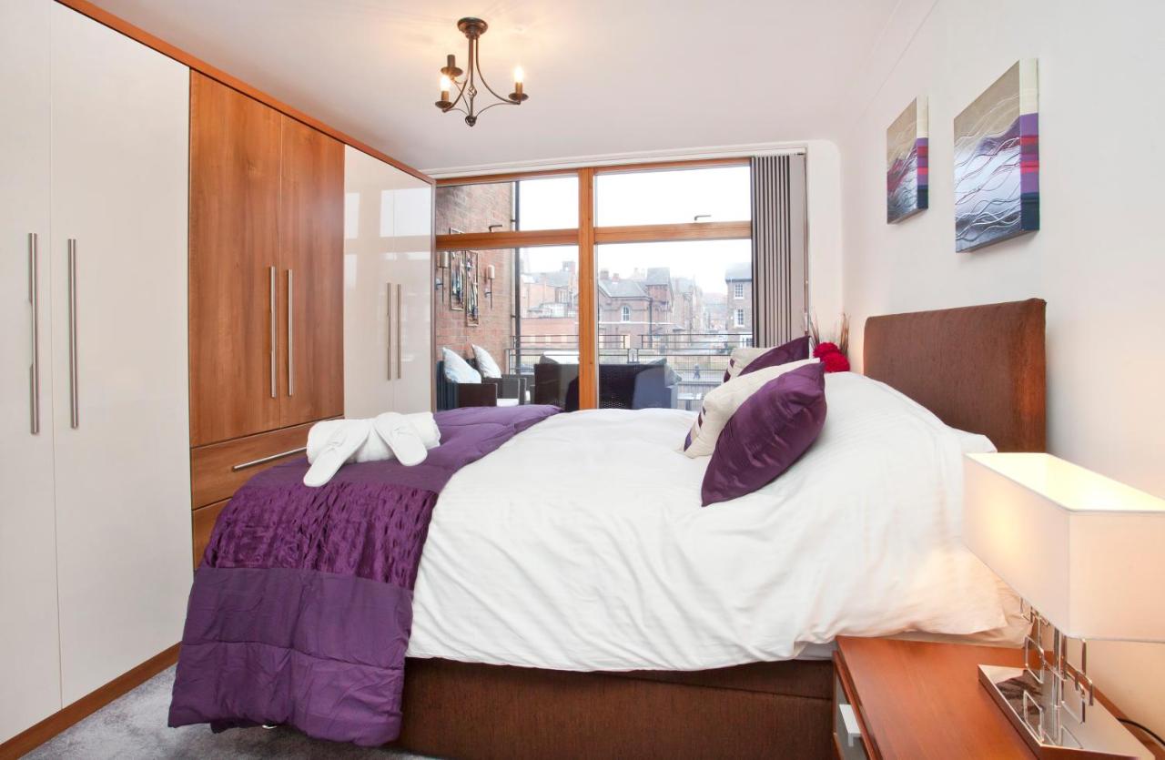 3 Emperors Wharf with Stunning River Views — photo 7