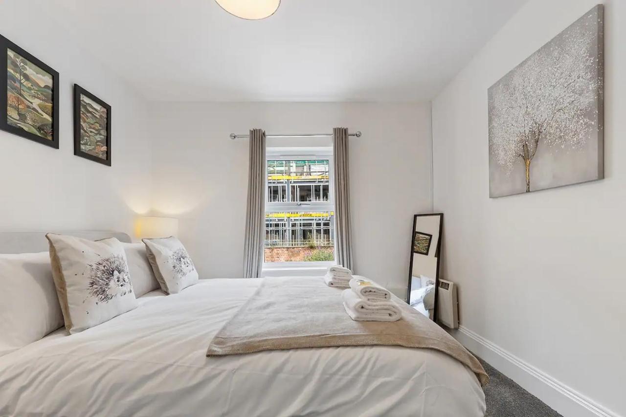 6 Escrick Street Beautiful 2-Bed Flat in York Close to City Centre - Pass the Keys — photo 7