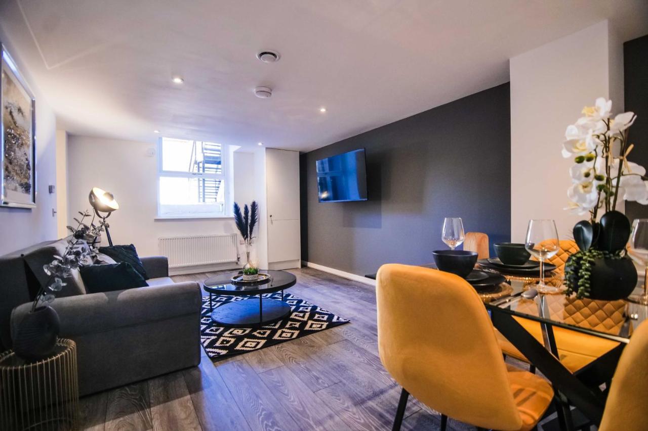 Apartment 1 - The Crescent, York, Yorkshire