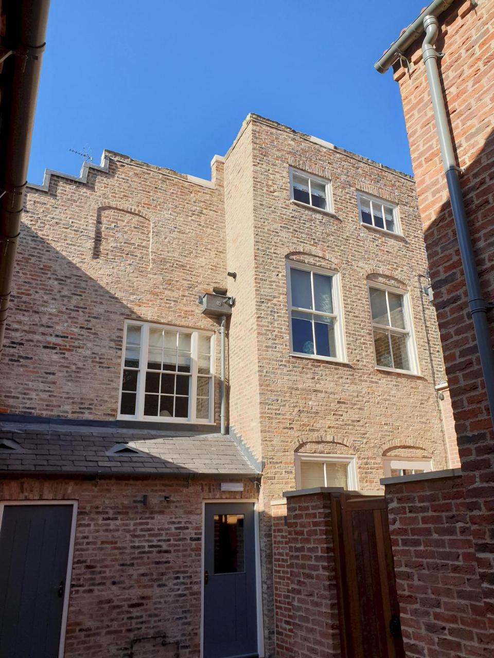Apt 1, 71 Micklegate, YORK — photo 7