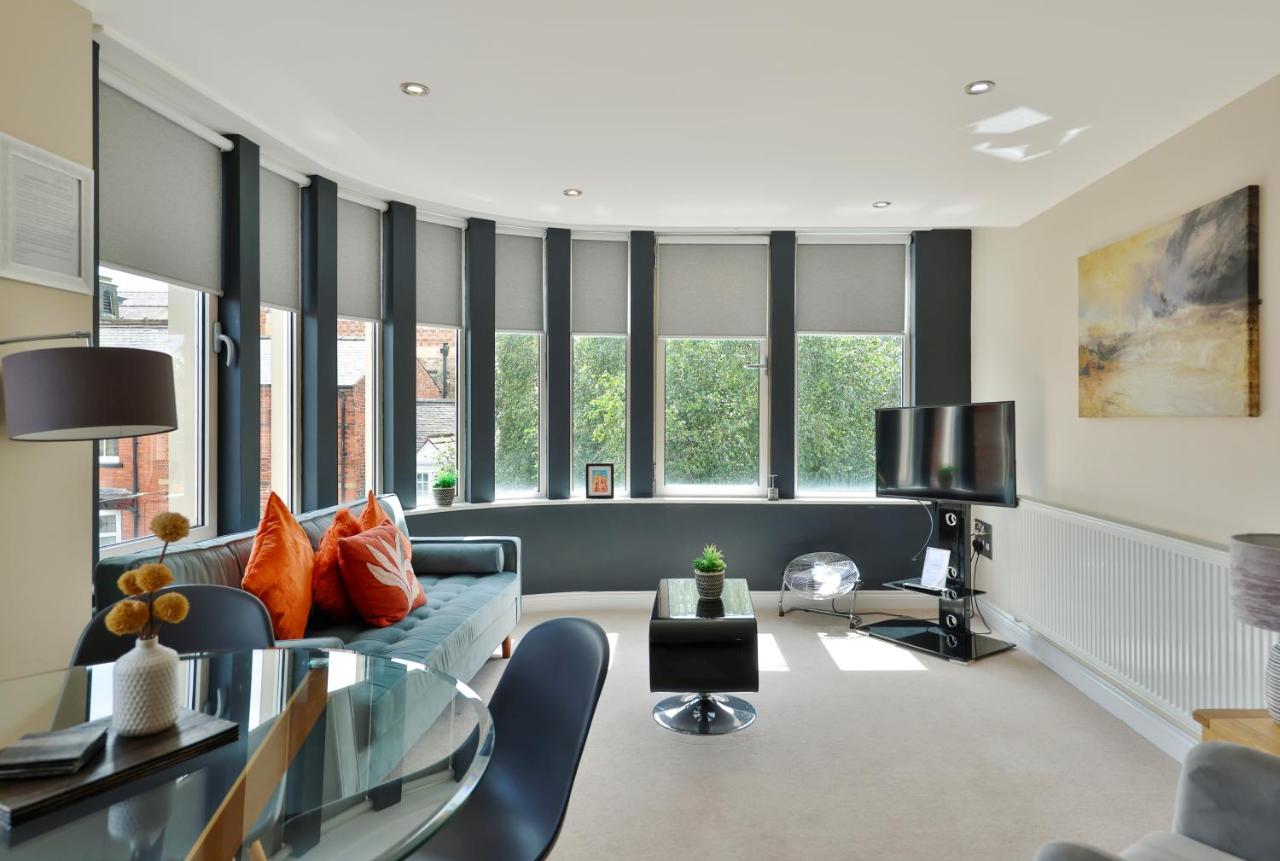 Aspire - 2 bed, parking, 3 minute walk to minster — photo 5
