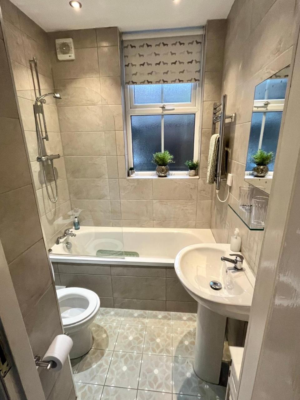 Bootham Apartment 32 - Free Parking - Five minute walk to York Minster — photo 8
