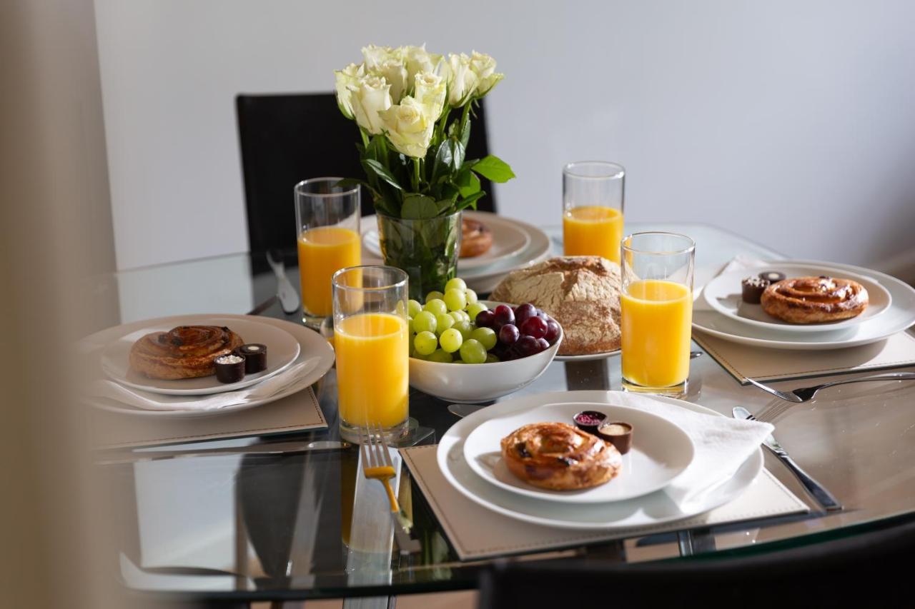 Bootham Court Grade II duplex apartment with free parking & Wi-Fi - sleeps 2-6 people — photo 6