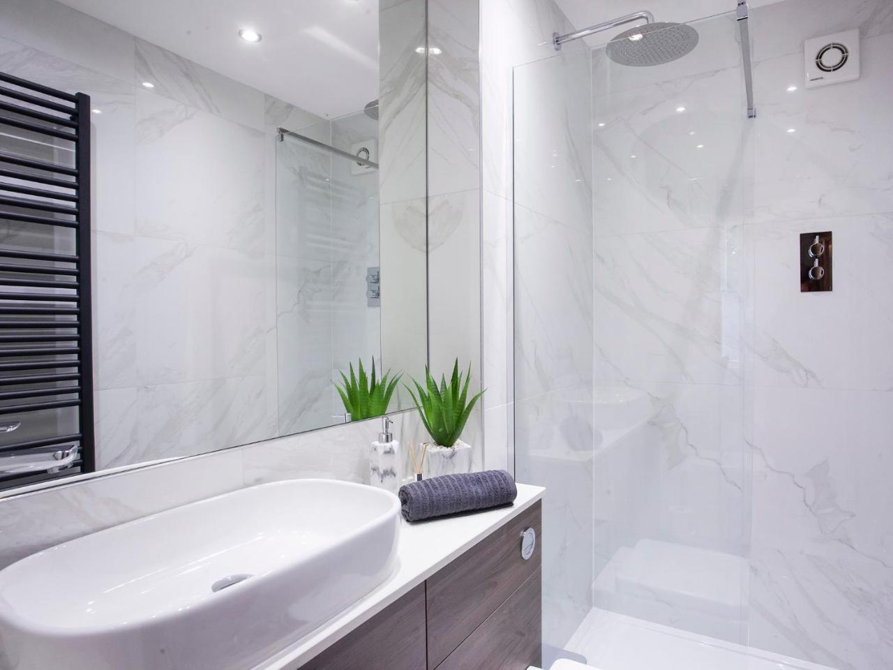 Bootham Luxury Apartments with Free Parking — photo 8