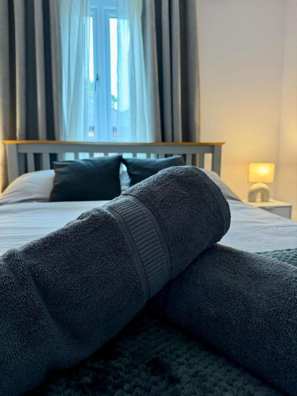 Brand new Flat 5 with Free Parking and fast WIFI — photo 7
