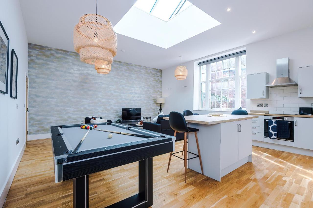 Charming Abode in Central York - Pool Table, York, Yorkshire