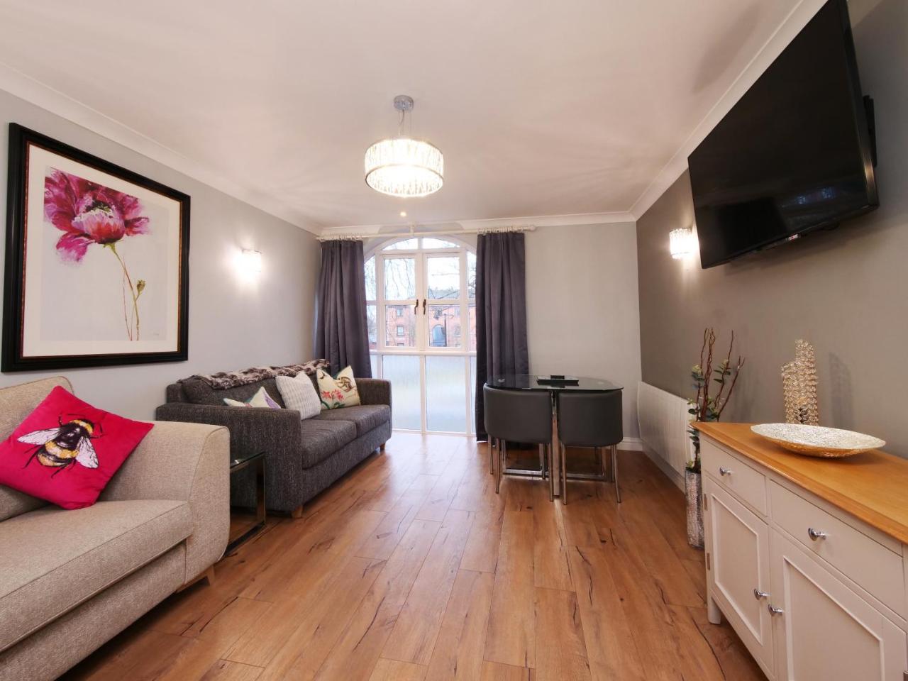 City Centre Mews House — photo 5