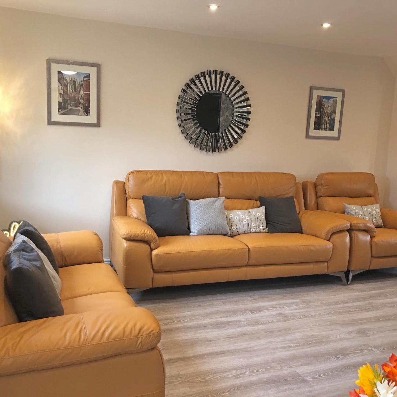 City Centre Town House with City Views and Free Parking 7FSBI — photo 5