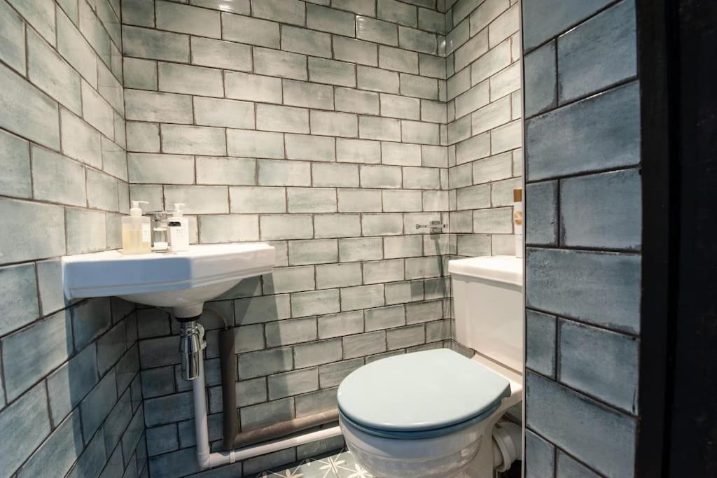 Clifford House - 4 Bed Home Within The City Walls — photo 3