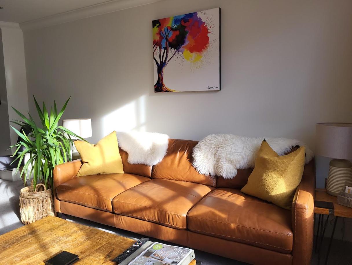 Cocoa River - two bed, two bath with allocated parking — photo 2
